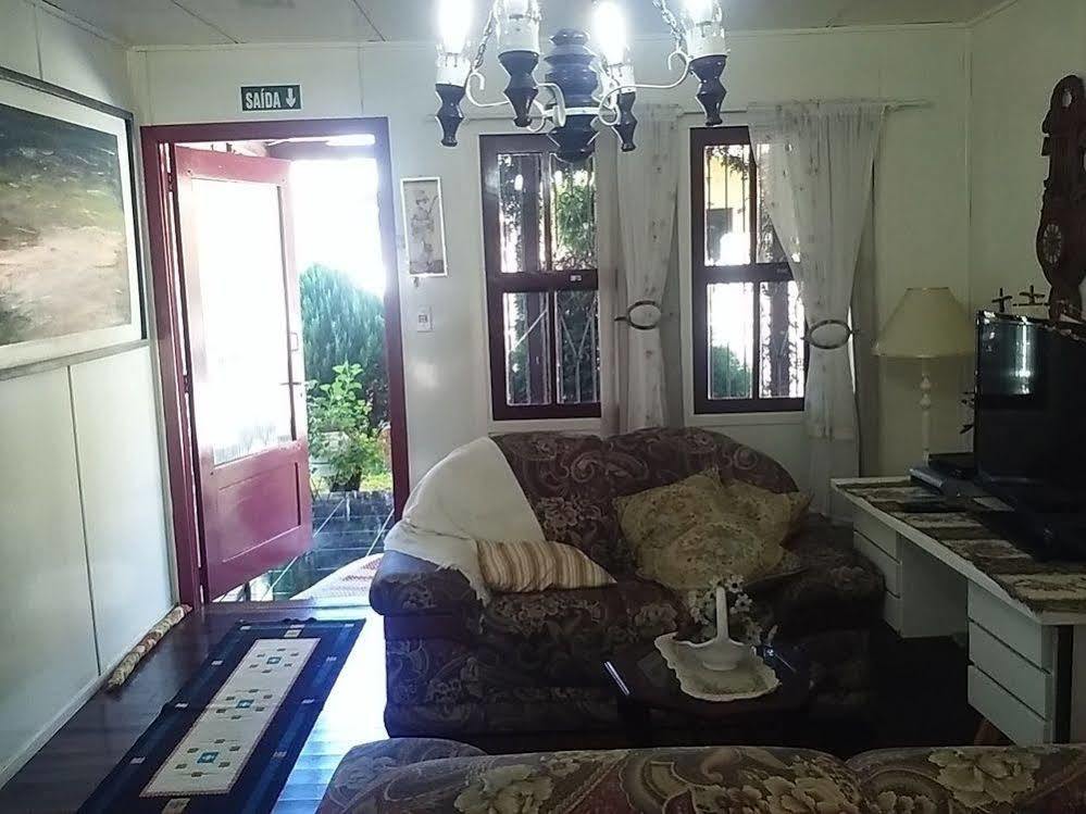 Pousada Hospedagem Rose'S Canela Extérieur photo